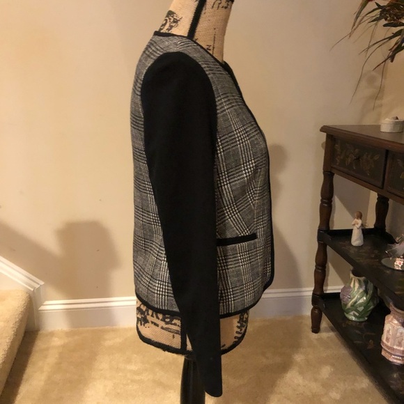 Talbots jacket - Picture 3 of 6